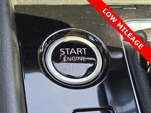 Used 2024 Nissan Kicks SR image 19