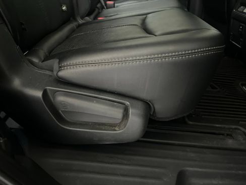 Used 2015 Nissan Pathfinder Platinum FWD image 59