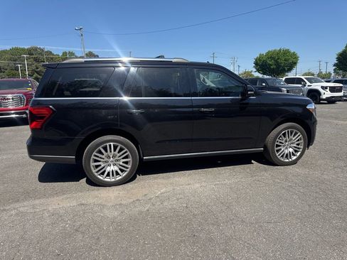 Used 2022 Ford Expedition Limited RWD image 8