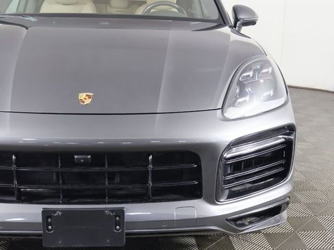 Used 2021 Porsche Cayenne GTS w/ Premium Package Plus image 16