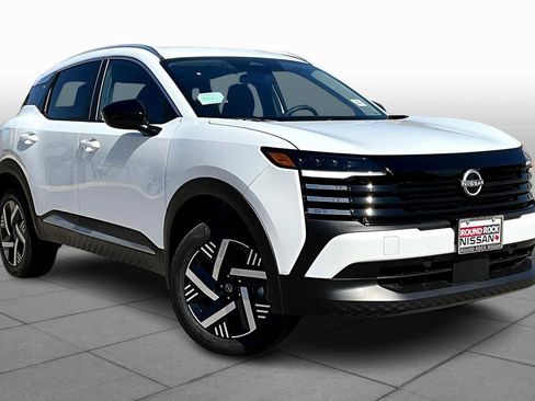 New 2026 Nissan Kicks SV image 2