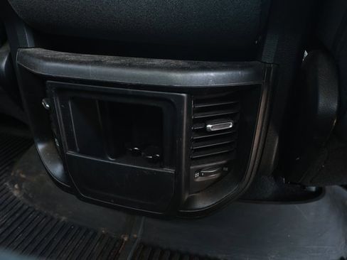 Used 2019 RAM 1500 Big Horn AWD/4WD image 30