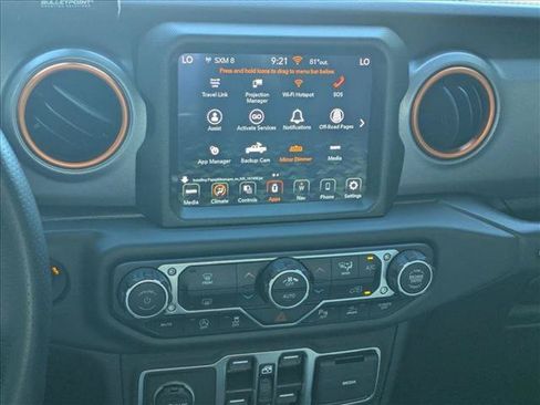 Used 2021 Jeep Gladiator Mojave AWD/4WD image 15