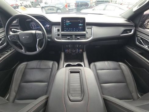 Used 2023 Chevrolet Suburban RST w/ Luxury Package image 31