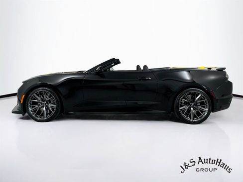 Used 2023 Chevrolet Camaro ZL1 RWD image 4