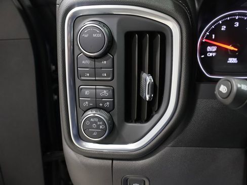 Used 2020 Chevrolet Silverado 1500 High Country w/ Trailer Camera Package image 35