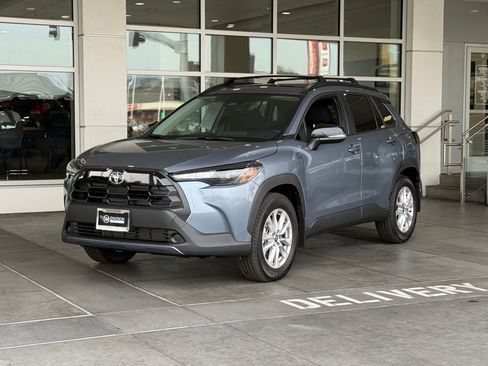 New 2026 Toyota Corolla Cross LE image 2