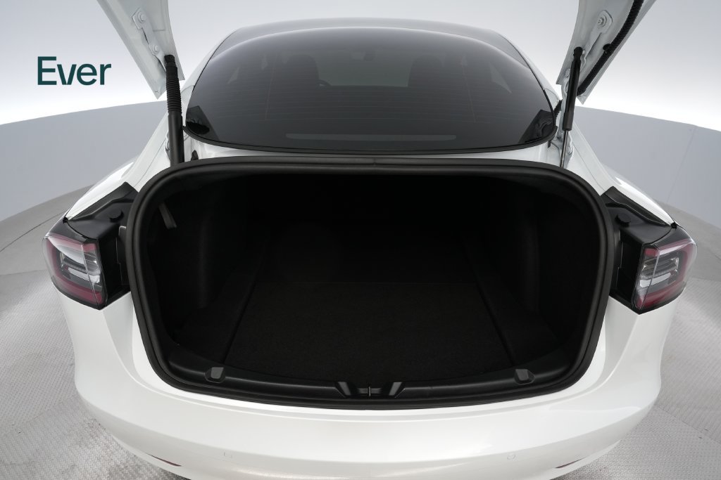 Used 2022 Tesla Model 3 Long Range AWD/4WD image 8