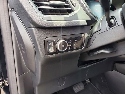 Used 2023 Ford Escape Platinum AWD/4WD image 11