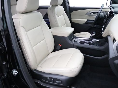 Certified 2023 Chevrolet Traverse LT AWD/4WD image 14