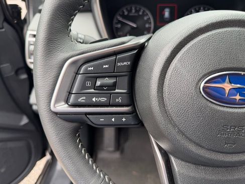 Used 2025 Subaru Outback Limited image 27