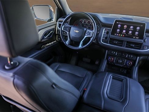 Used 2021 Chevrolet Tahoe LT w/ LT Signature Package image 27