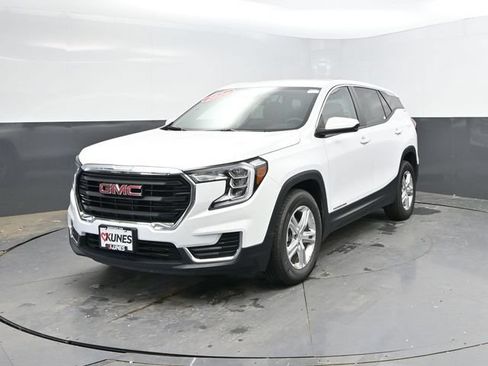 Used 2024 GMC Terrain SLE FWD image 6