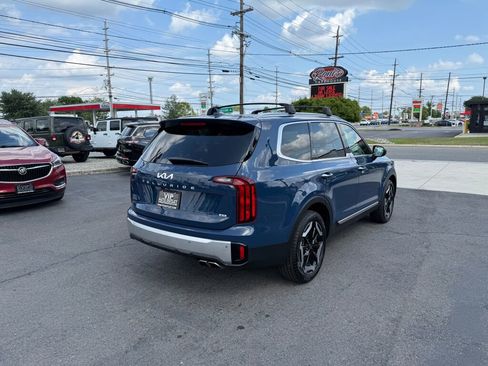 Used 2024 Kia Telluride S w/ S Sunroof Package image 7