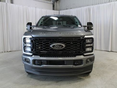 New 2026 Ford F250 Lariat w/ Black Appearance Package AWD/4WD image 37