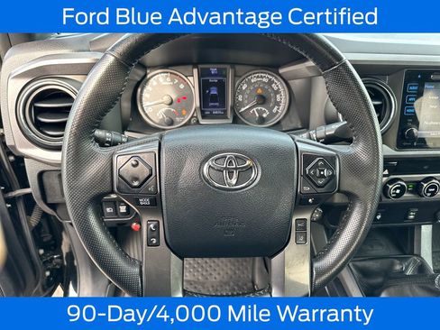Used 2018 Toyota Tacoma TRD Sport AWD/4WD image 20