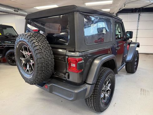Used 2018 Jeep Wrangler Rubicon AWD/4WD image 6