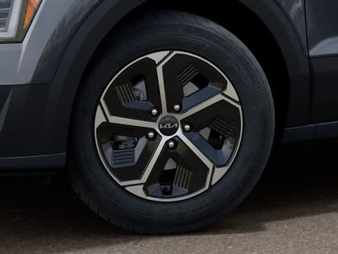 New 2026 Kia Niro LX image 9
