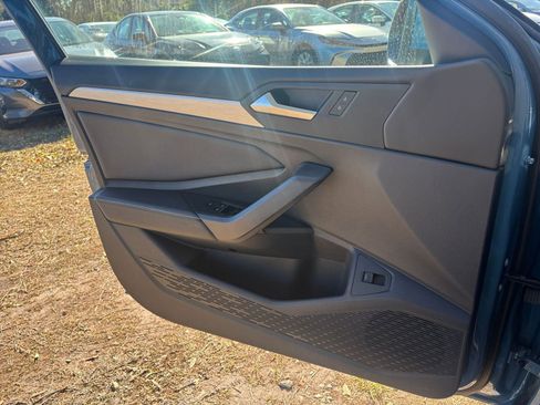 Used 2025 Volkswagen Jetta S image 18