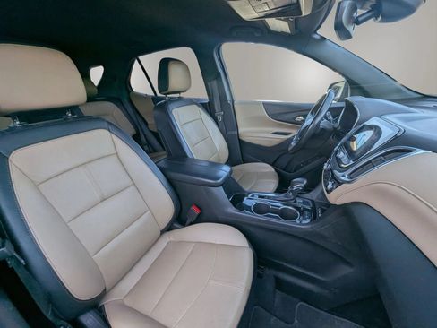 Used 2022 Chevrolet Equinox Premier AWD/4WD image 10