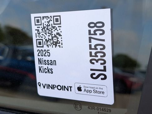 Certified 2025 Nissan Kicks SV image 28