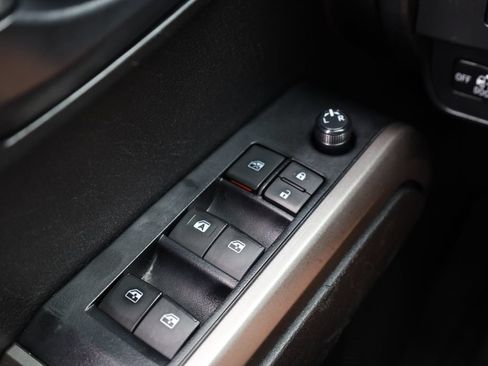 Used 2023 Toyota Tacoma SR5 RWD image 15