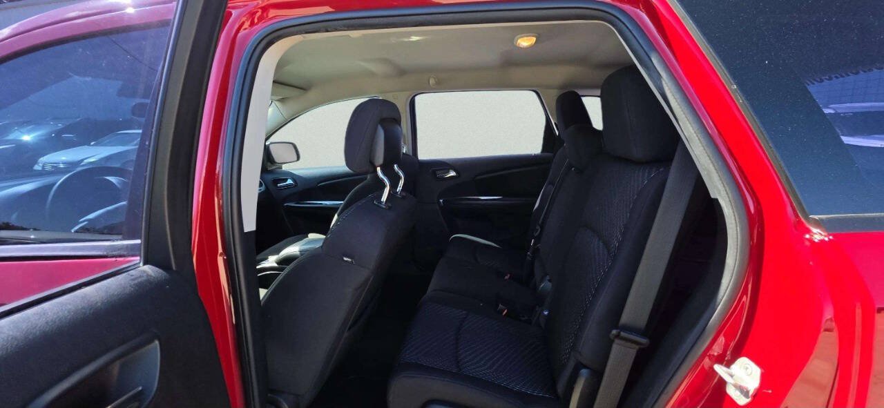 Used 2013 Dodge Journey American Value Package FWD image 7