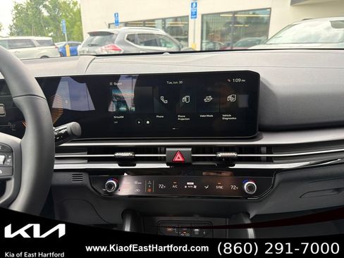 New 2026 Kia Sportage EX w/ EX Panorama Roof Package AWD/4WD image 27