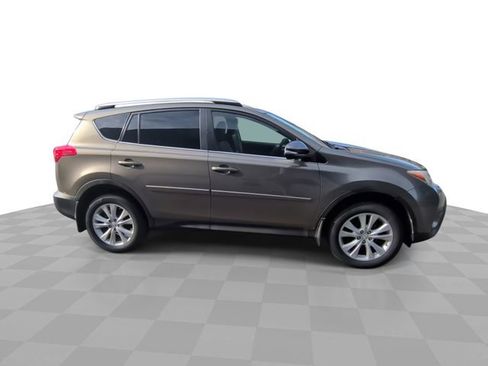 Used 2014 Toyota RAV4 Limited image 9