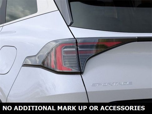 New 2026 Kia Sportage EX w/ EX Panorama Roof Package image 11