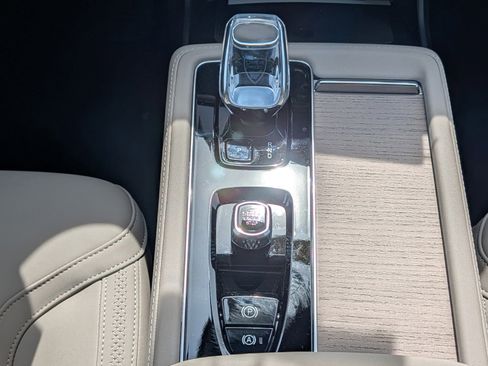 New 2026 Volvo XC90 B6 Plus AWD/4WD image 9