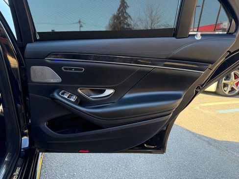 Used 2019 Mercedes-Benz S 560 4MATIC Sedan image 25