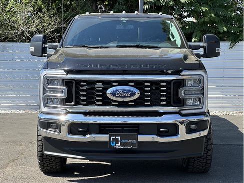 Used 2024 Ford F350 Lariat w/ Lariat Ultimate Package AWD/4WD image 7