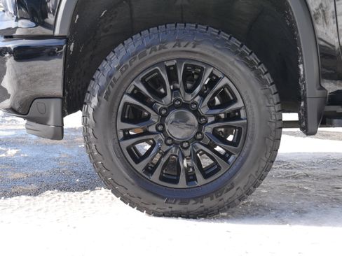 Certified 2022 Chevrolet Silverado 2500 High Country w/ Safety Package II image 11