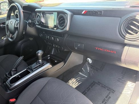 Certified 2018 Toyota Tacoma TRD Sport w/ Technology Package RWD image 18