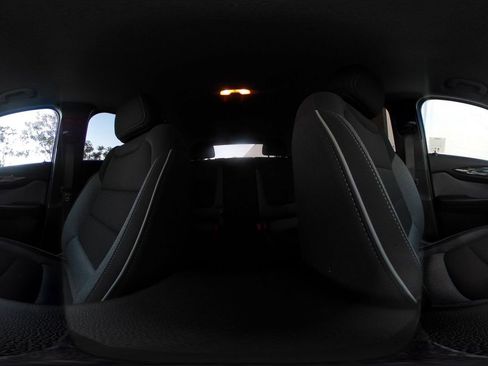 Used 2025 Chevrolet TrailBlazer LT image 42