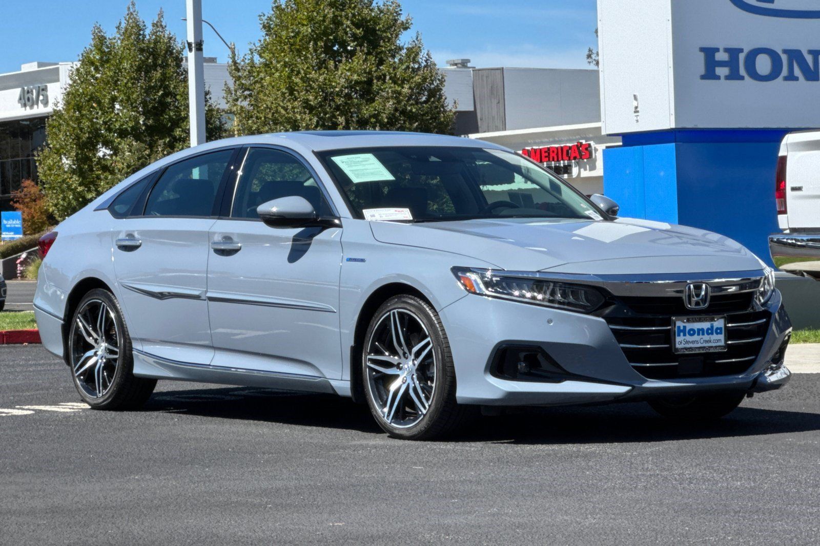 Used 2021 Honda Accord Touring image 7