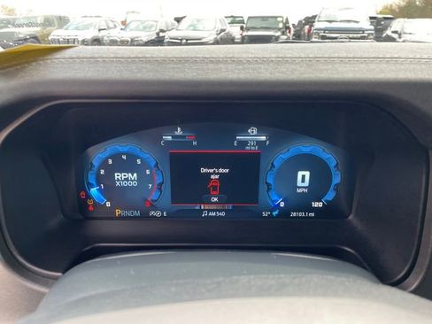 Used 2025 Ford Bronco Badlands AWD/4WD image 28