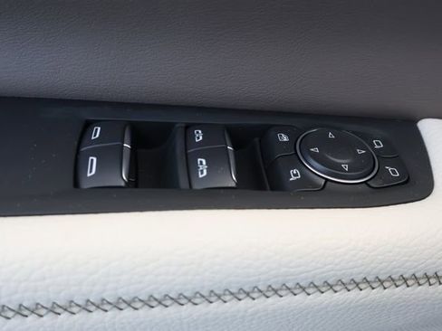 New 2026 GMC Yukon Denali AWD/4WD image 13