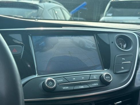 Used 2020 Buick Envision Essence w/ Experience Buick Package AWD/4WD image 20