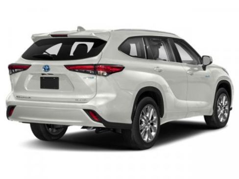 Used 2021 Toyota Highlander Limited image 2