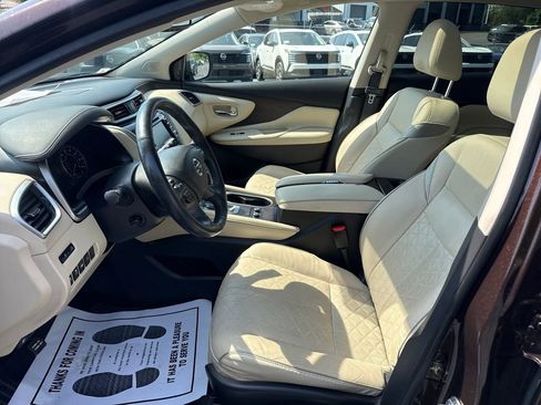Used 2020 Nissan Murano Platinum w/ Cargo Package FWD image 9