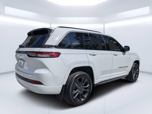 New 2026 Jeep Grand Cherokee Limited AWD/4WD image 3
