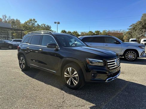 Used 2025 Mercedes-Benz GLB 250 image 7