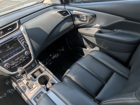 Used 2024 Nissan Murano SV w/ SV Midnight Edition Package AWD/4WD image 11