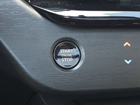 Used 2025 Nissan Murano SL AWD/4WD image 23