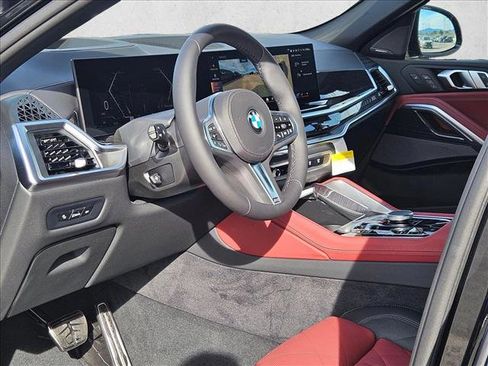 New 2026 BMW X6 xDrive40i w/ Climate Comfort Package image 3