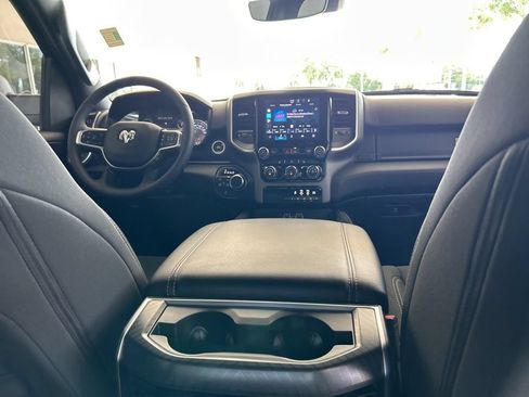 Used 2025 RAM 1500 Big Horn AWD/4WD image 36