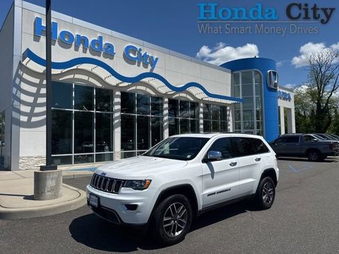 Used 2022 Jeep Grand Cherokee Limited AWD/4WD image 1
