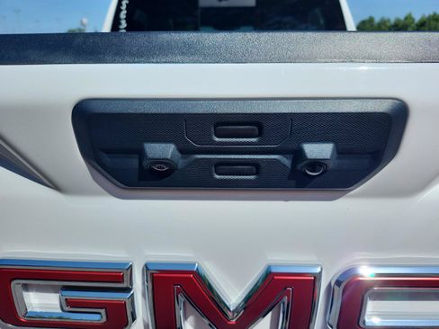 Certified 2025 GMC Sierra 1500 AT4X AWD/4WD image 13